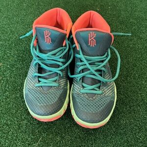 Nike kyrie 1 flytrap emerald basketball shoe Size 8.5 Men’s